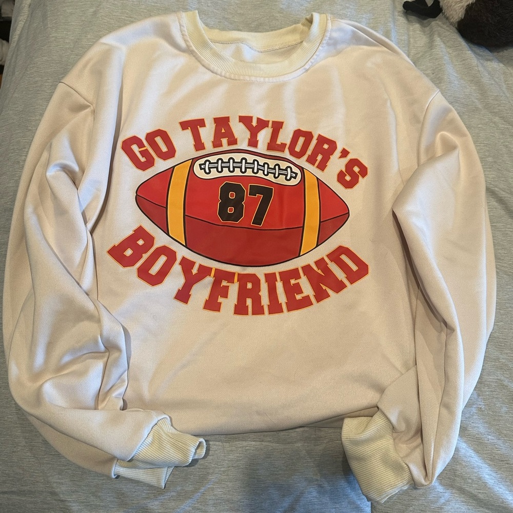Go Taylor Swift Boyfriend Sweatshirt